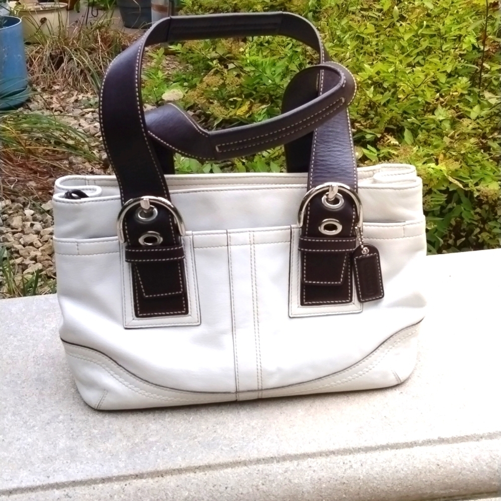 Coach Soho F10911 winter white Leather Carryall Shoulder Bag Satchel Purse